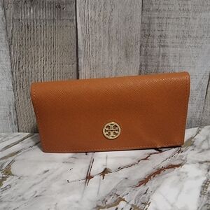 Tory Burch Saffiano Leather Sunglasses Case with pouch